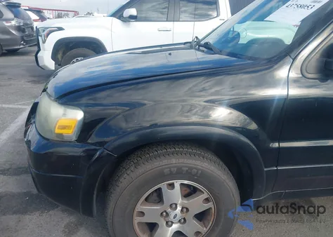 2005 Ford Escape Limited z USA, uszkodzony, nr VIN 1FMCU04125KB11015